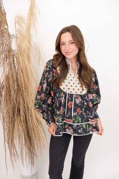 Black Floral Contrast Collar Top