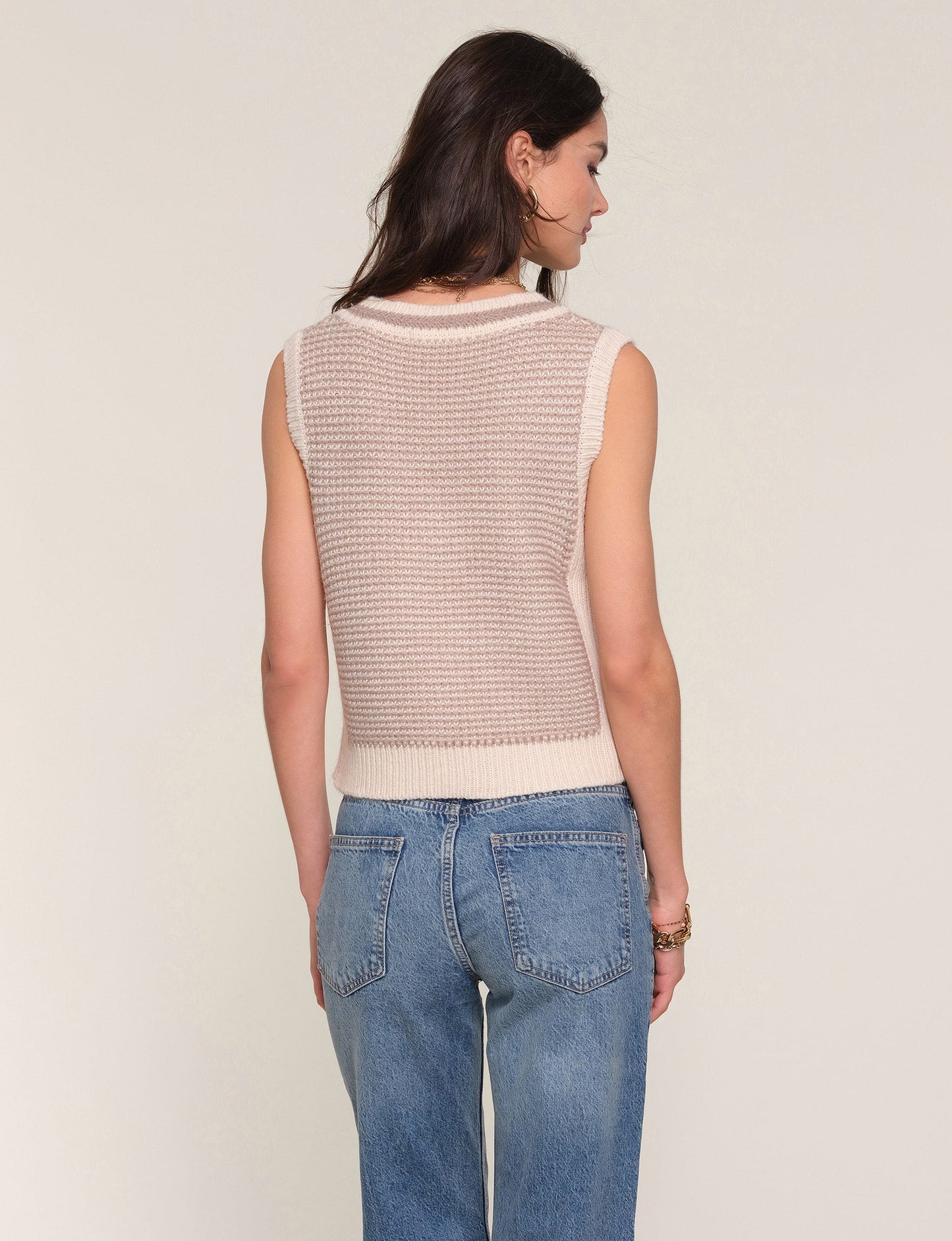 phoebe vest