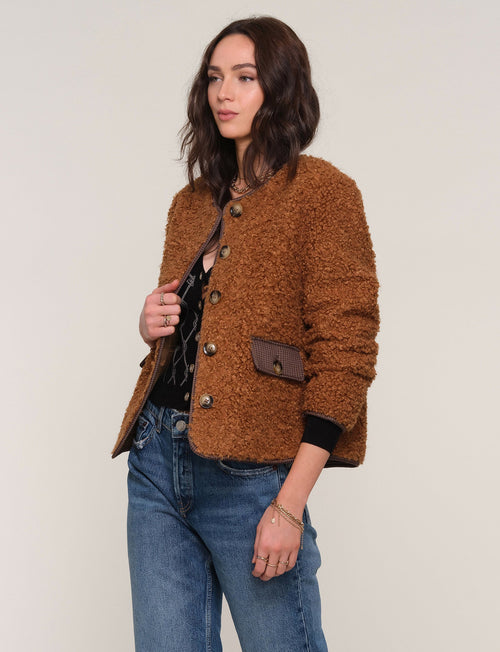 nia jacket